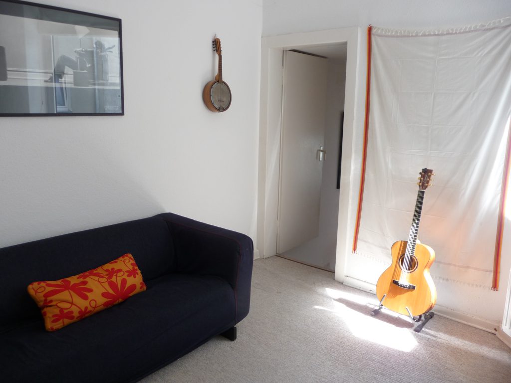 Gitarrenunterricht Aachen und Roetgen, Bassunterricht, Ukulele