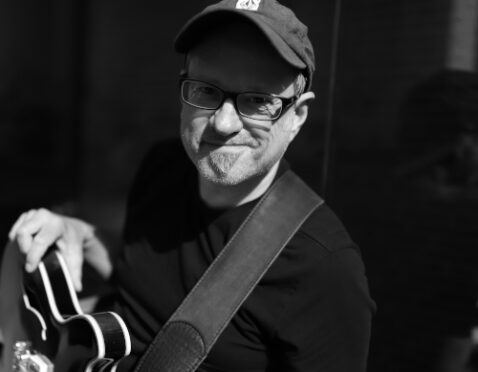 Playtheguitar - Klaus Dalluhn - Professioneller Gitarrenunterricht Aachen und Roetgen